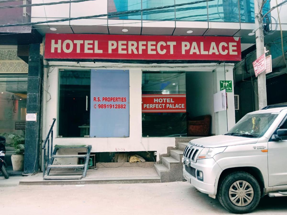 Perfect Palace Hotel New Delhi Buitenkant foto